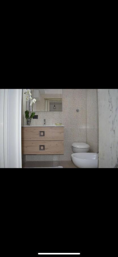 バーリCasa Fronte Del Portoアパートメント エクステリア 写真