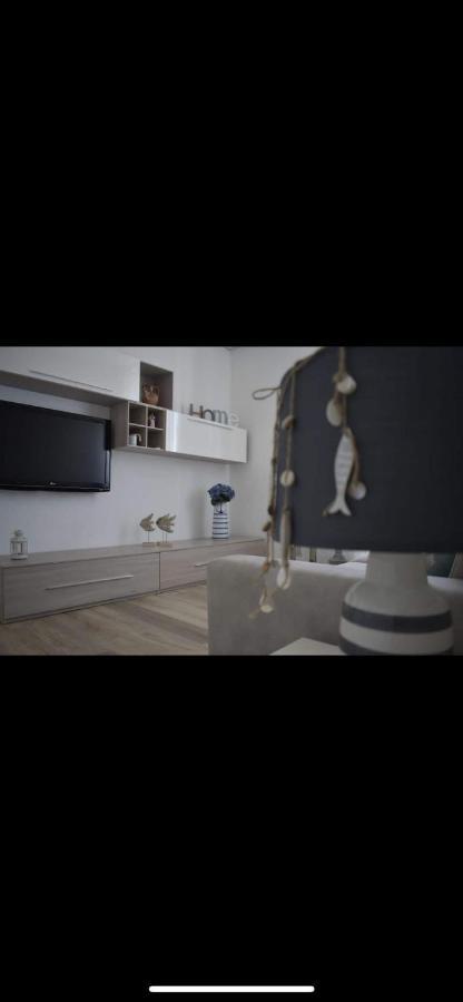 バーリCasa Fronte Del Portoアパートメント エクステリア 写真
