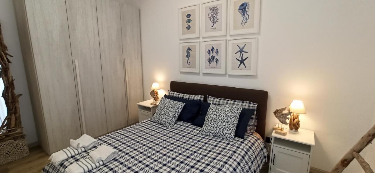 バーリCasa Fronte Del Portoアパートメント エクステリア 写真